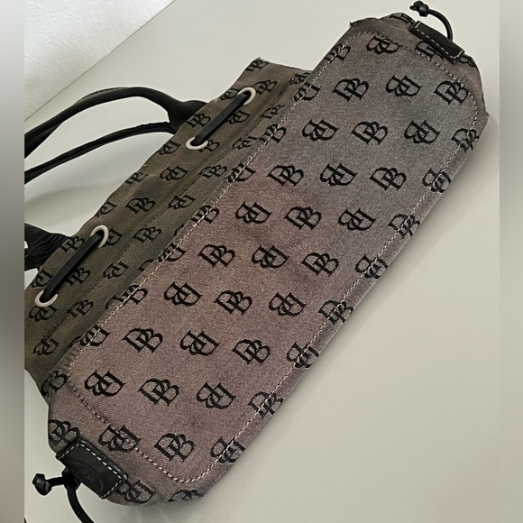 DOONEY & BOURKE Signature Monogram Baguette Small Satchel Gray and Black Canvas - Picture 9 of 15